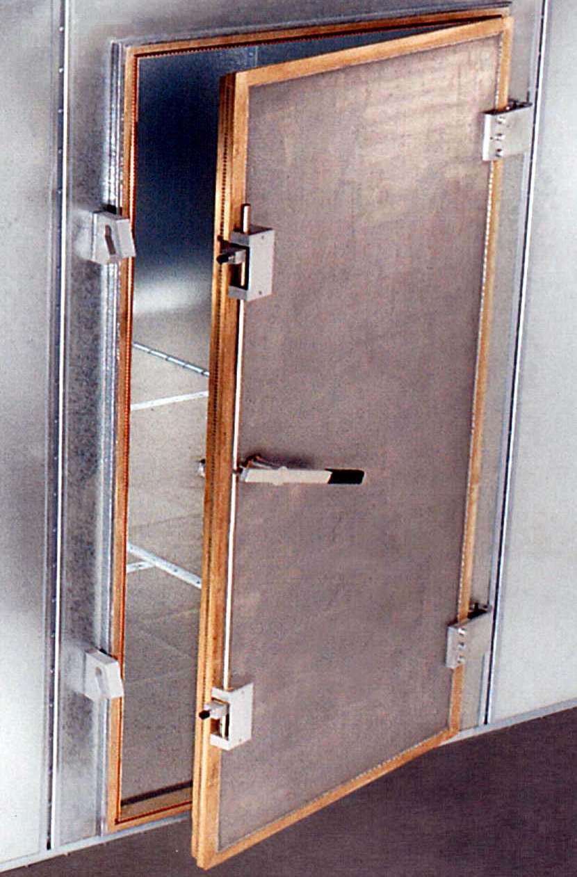 ETSLindgren Introduces Reliable, LongLasting Single Knife Edge Door