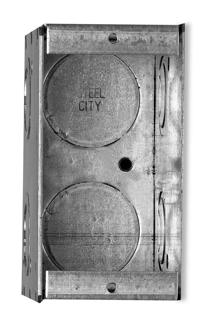 Thomas & Betts Introduces the First Factory Made OneInch Knockout