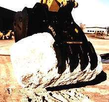 Hydraulic Bucket Thumb offers hook style profile.