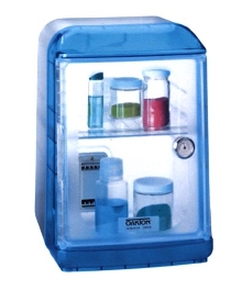 Electronic Desiccator stores reagents and dries specimens.