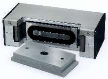 Lock holds with force equal to 1000x its weight.