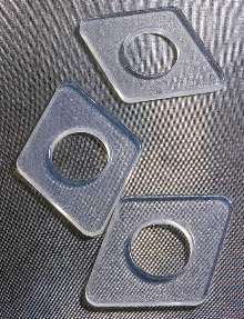 Sieve Cleaners eliminate screen plugging and pan build-up.