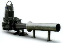 Mixing/Flushing System cleans retention basins.