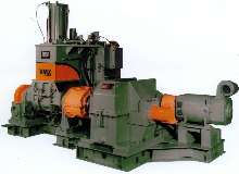 Plastic Compounding Mixer removes moisture while mixing.