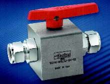 Ball Valve features quick-on, quick-off control.
