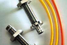 Fiber-Optic Feedthroughs are hermetically sealed.