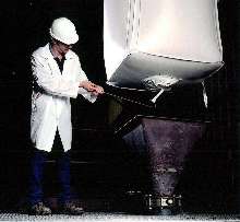 Bulk Bags feature remote open discharge.