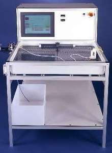 Test Equipment analyzes catheter and stent delivery performance.