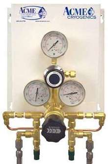 Cylinder-Gas Changeover Manifold has single-knob control.
