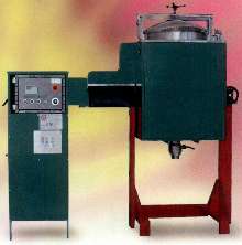 Solvent Recycler Series offers fully automatic operation.