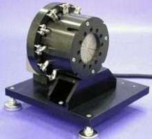 Gage measures radial expansion force.