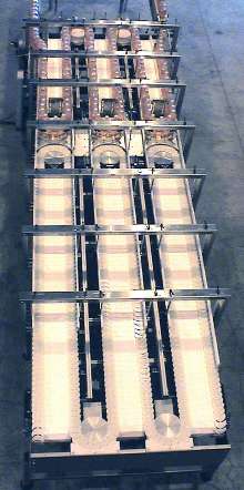 Accumulator conforms to production flow.