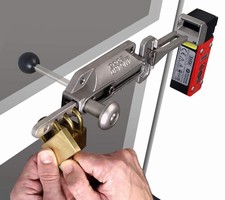 Slide Bar helps deliver safer gate access.