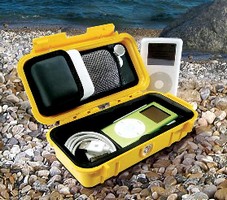 Watertight Case protects Apple� iPod� and iPod Mini.