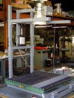 Bulk Bag Filler offers automatic bag discharge. Bulk Bag Filler offers automatic bag discharge.