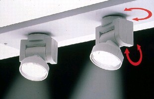 Light Fixture provides multi-directional emergency lighting. Light Fixture provides multi-directional emergency lighting.