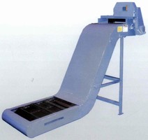 Magnetic Conveyor handles ferrous and non-ferrous chips. Magnetic Conveyor handles ferrous and non-ferrous chips.