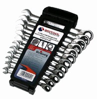 Wrench Set contains wrenches from 8-19 mm. Wrench Set contains wrenches from 8-19 mm.