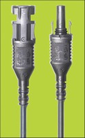 Pluggable DC Connectors provide 40 A current capability.
