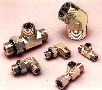Fittings eliminate leaks in hydraulic systems.