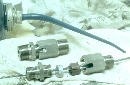 Oil Seal prevents leaks and simplifies installation.