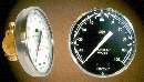 Differential Pressure Indicator features rupture-proof bellows.