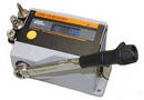 Digital Torque Wrench Checker includes judgment function.