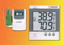Refrigerator Thermometer wirelessly captures temperature data.