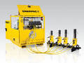Synchronous Lifting System uses digitally controlled hydraulics.