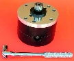 Clamping System offers hydraulic pull cylinder alternative.