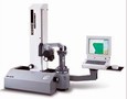 Tool Presetter comes with laser edge finder.