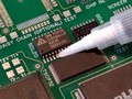 Applicator helps apply liquid no-clean fluxes.