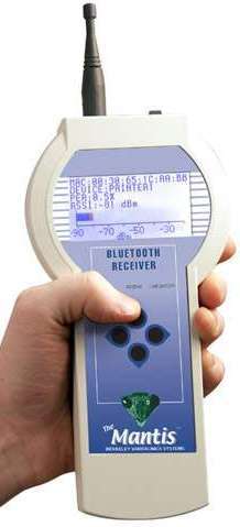 Handheld Receiver identifies BLUETOOTH devices.