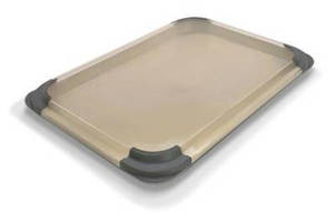 Tray Cover provides infection control environment.