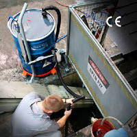 Reversible Drum Vac provides up to 15 ft of lift.
