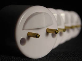 Dual-Mode Type D LED Tubes are fail safe and shock free.