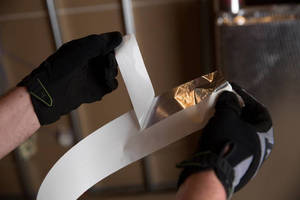 Aluminum Foil Tape offers easy-start liner and airtight seal.