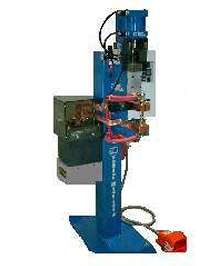 Pedestal-Style Welder features flexible, compact design.