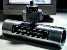 Dual-Gas Detector monitors hydrocarbon plus H20 or CO2.