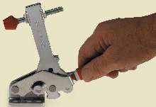 Toggle Clamps have low-profile design.