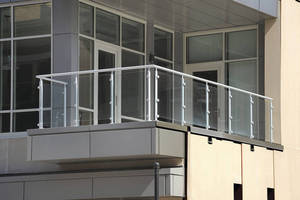3CDC Chooses Hollaender's® Interna-Rail® VUE(TM) Glass Railing System for Historic Condominium Development