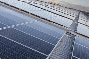 ET Solar Delivers 6.1MW PV Modules to UK's Largest Commercial Rooftop Project