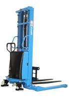 S15J Semi-Electric Straddle Stacker features adjustable base legs.