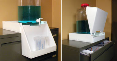 Folding Carboy Spill Stand comes with a spill containment tray.