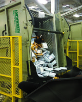 Parcel Unloader Integrates with a Wide Range of Automated Systems