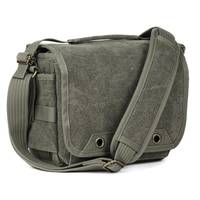 Latest Retrospective Shoulder Bags Feature Hook-and-Loop Sound Silencers