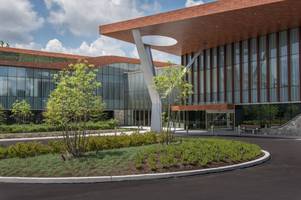 Biophilic Design of Philadelphia's Asplundh Cancer Pavilion Features Linetec's Wood Grain Finish