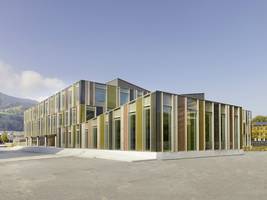 Swiss School Rejuvenated with SEFAR® VISION Laminated Fabric Interlayer