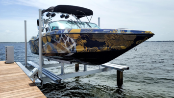 Sunstream-® Redefines Boat Lift Technology with The Worldâ™s Fastest and Sleekest Piling Boat Lift - The Helix-P