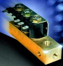 Manifold Assemblies simplify control valve installation.